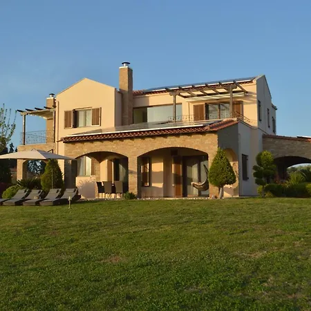 M Varkes Villa