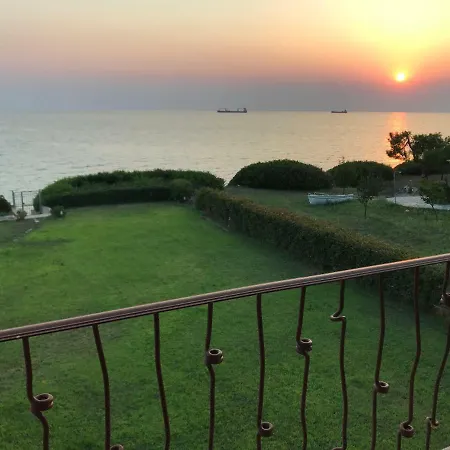 M Varkes Nea Moudhania