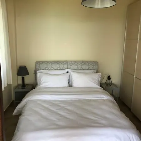 M Varkes Villa Nea Moudhania