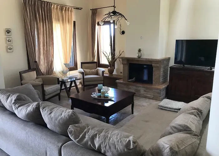 M Varkes Villa Nea Moudania