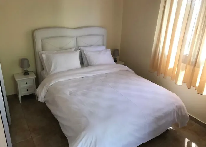 M Varkes Villa Nea Moudania