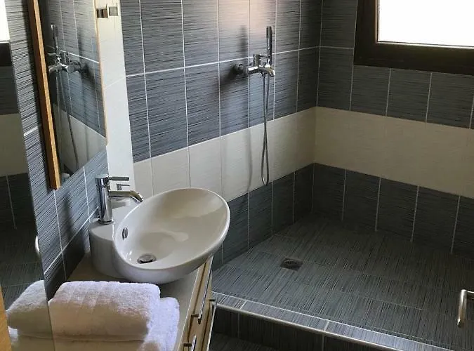 M Varkes Villa Nea Moudania