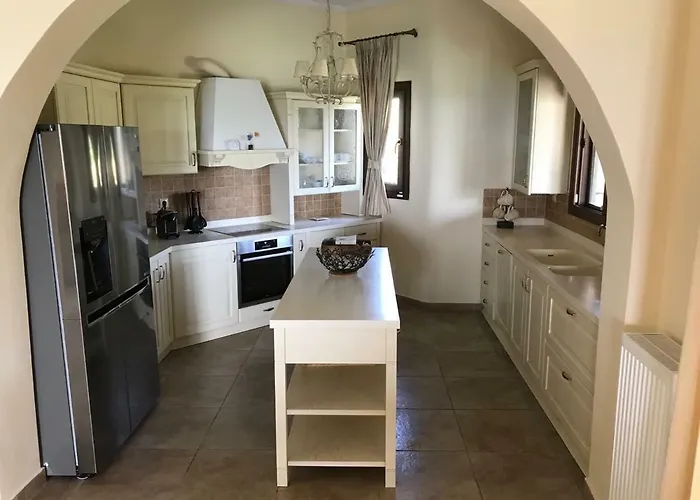 M Varkes * Nea Moudania