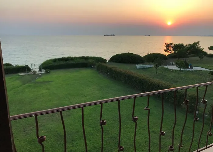 M Varkes Nea Moudania