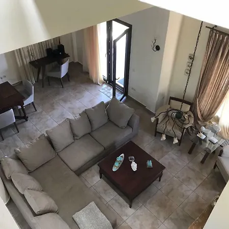 Villa M Varkes Nea Moudania